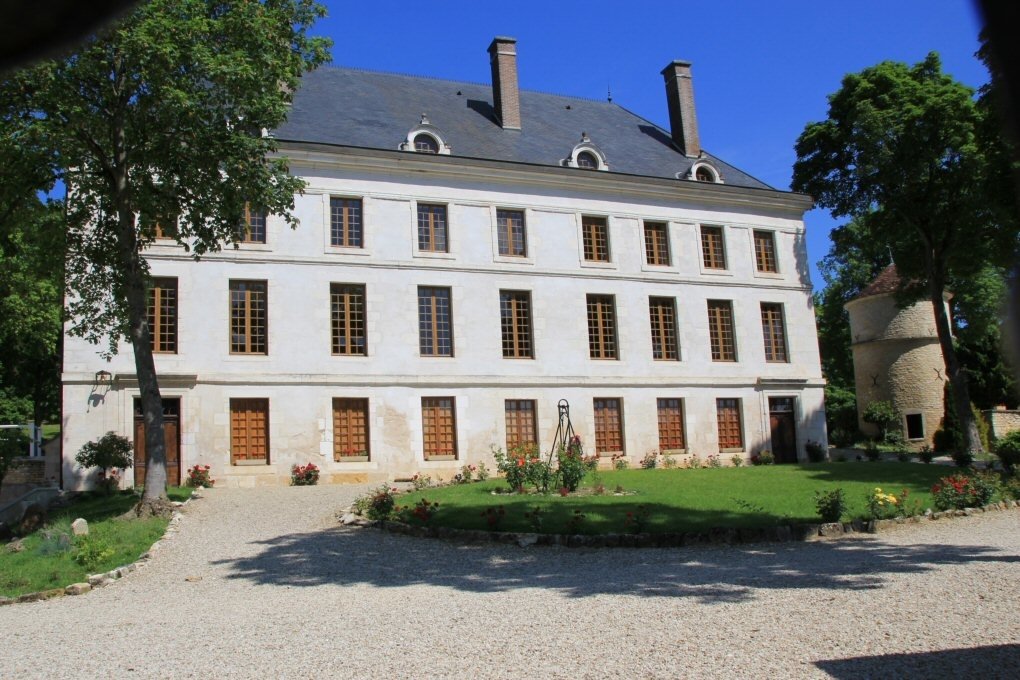 DOMAINE DU CHÂTEAU DU VAL DE MERCY